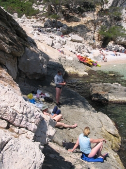 Au repos dans une calanque